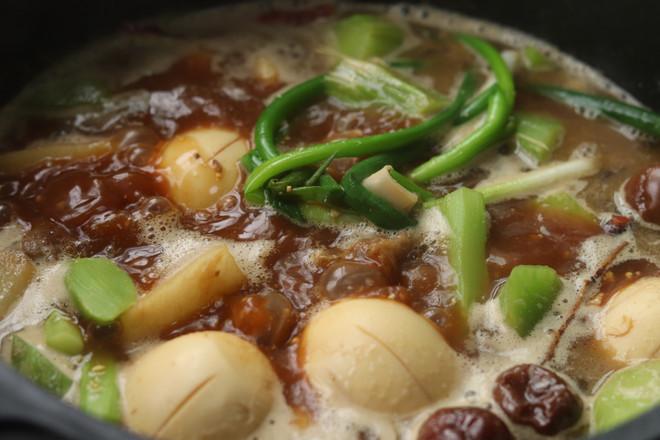 李子酒排骨鹵蛋的做法-家常味燉菜譜