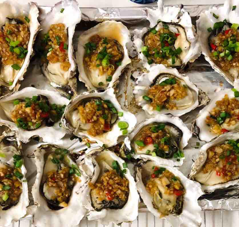 烤箱烤生蠔的做法-香辣味烤菜譜