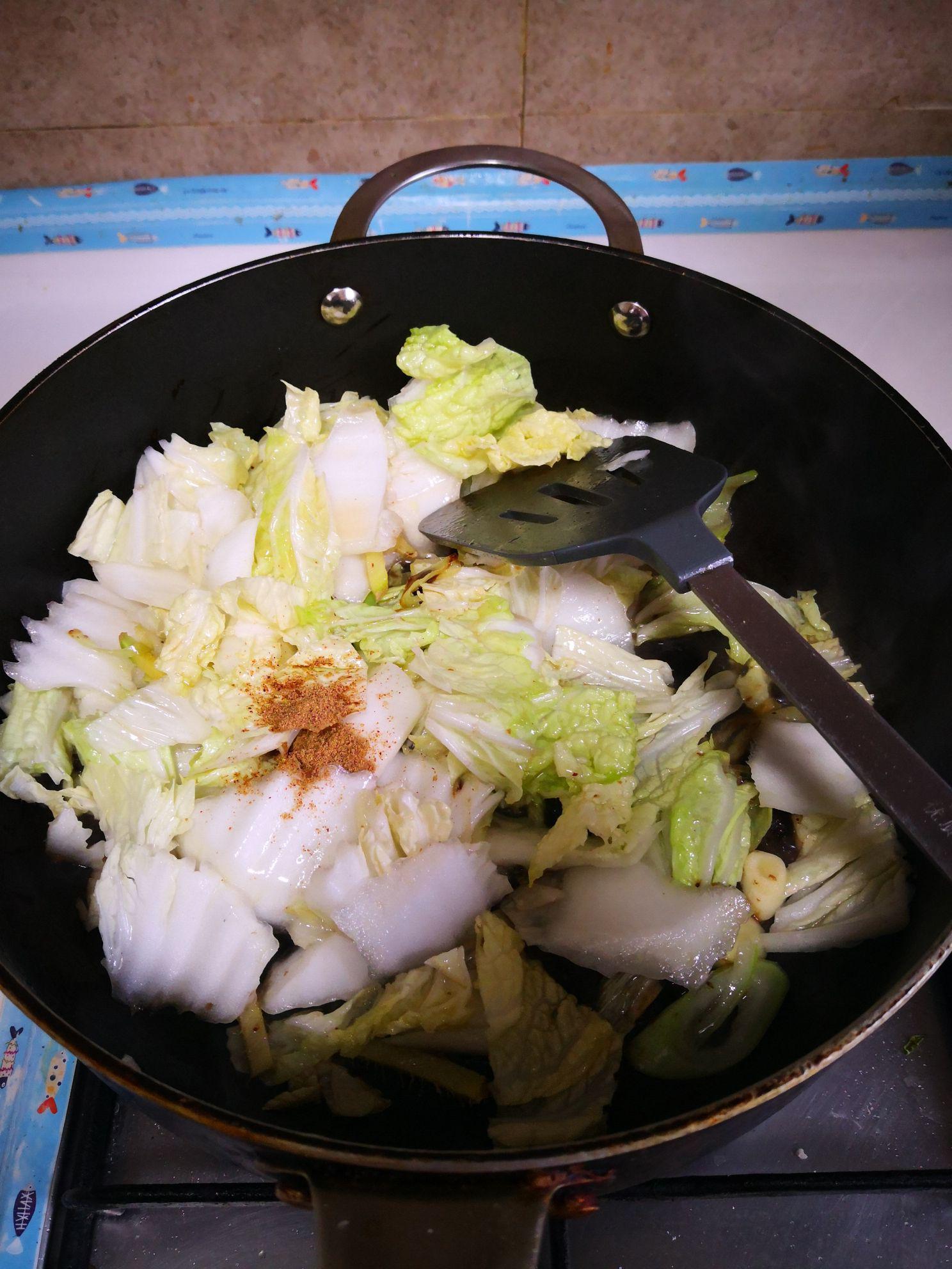 豆豉炒白菜片木耳的做法-家常味炒菜譜