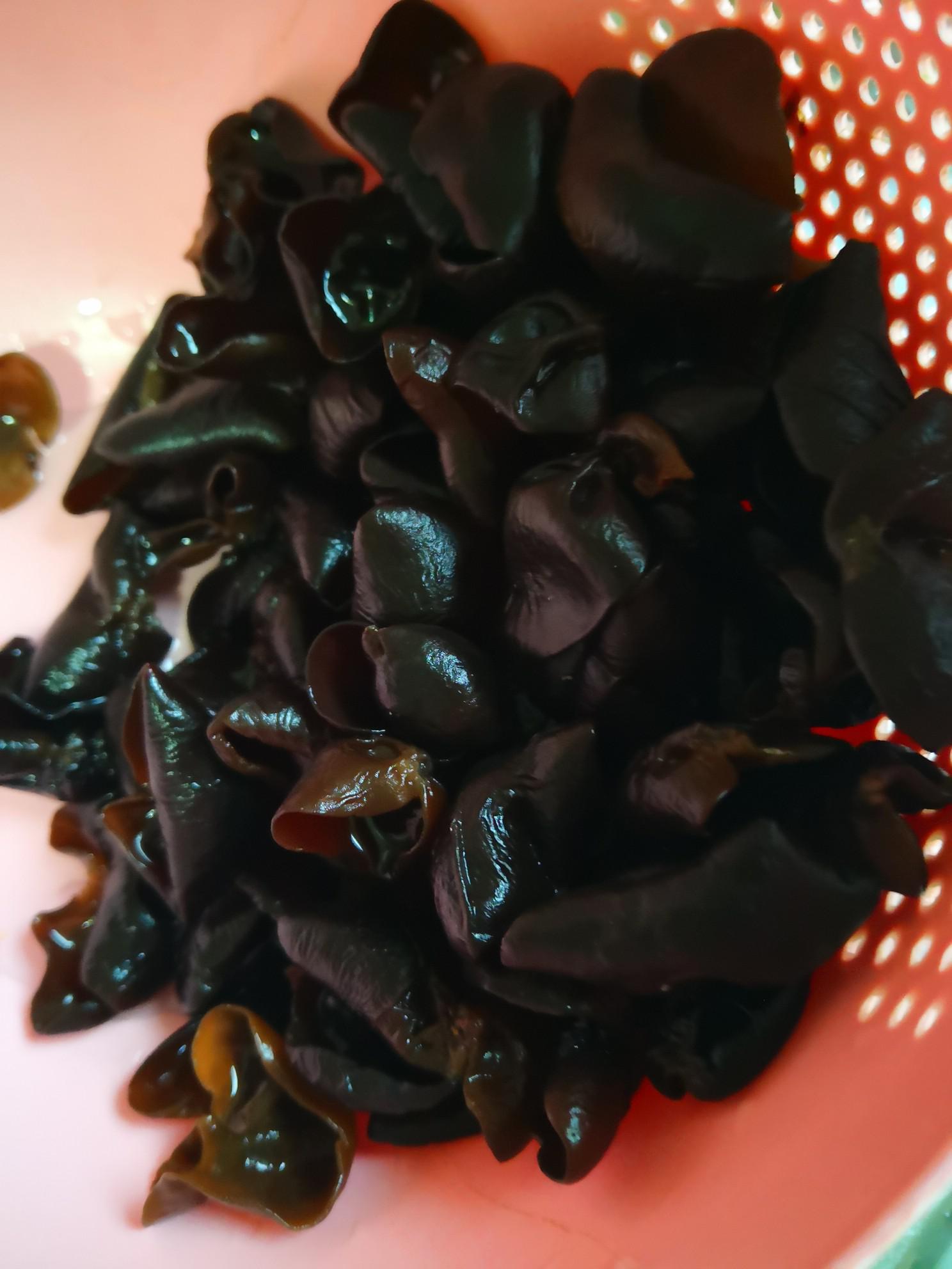 豆豉炒白菜片木耳的做法-家常味炒菜譜