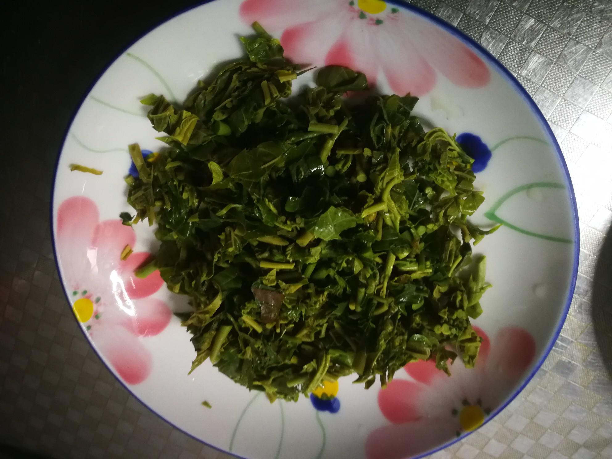 香椿拌豆腐的做法-家常味拌菜譜