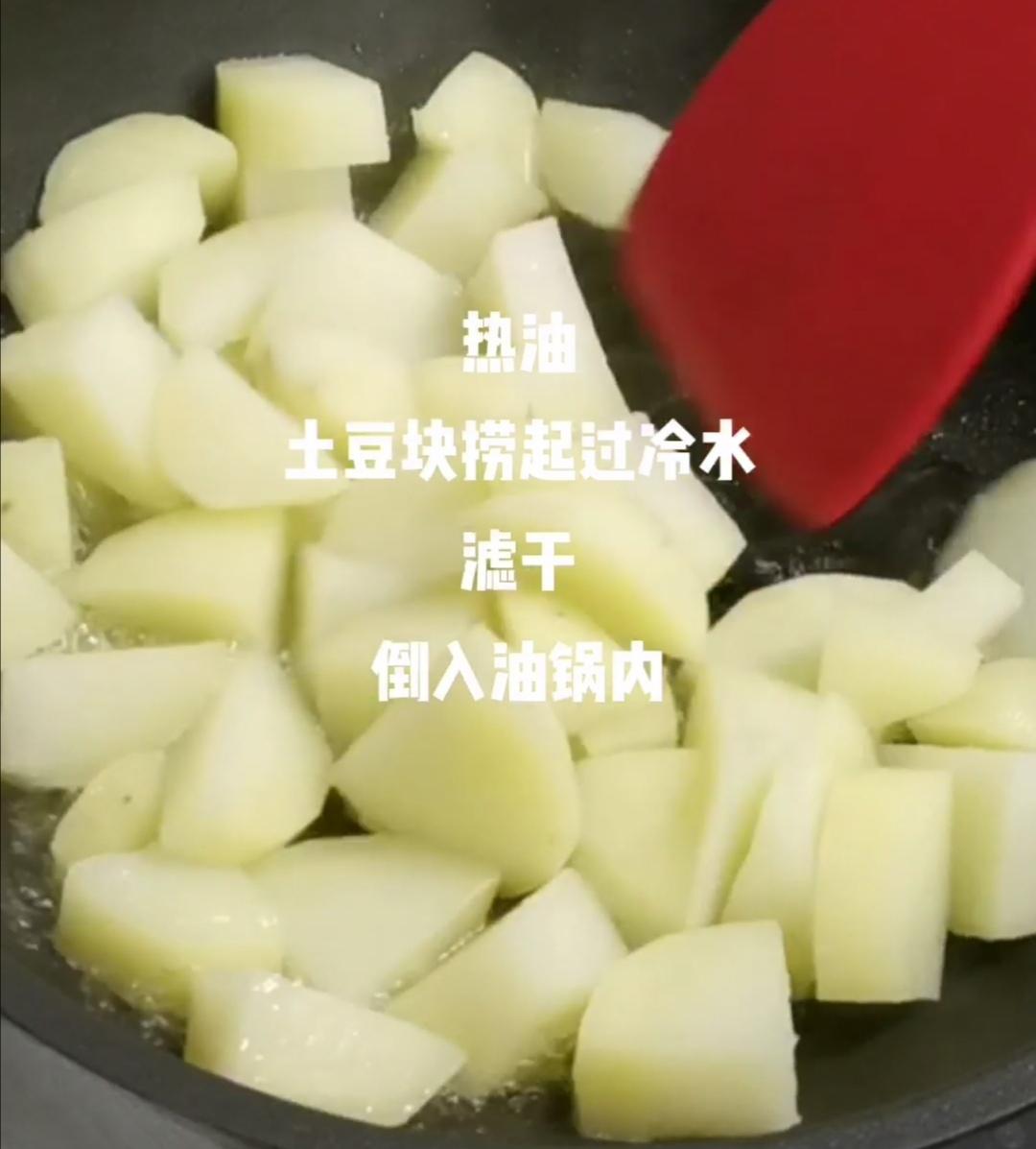 孜然紅腸土豆的做法-家常味炒菜譜