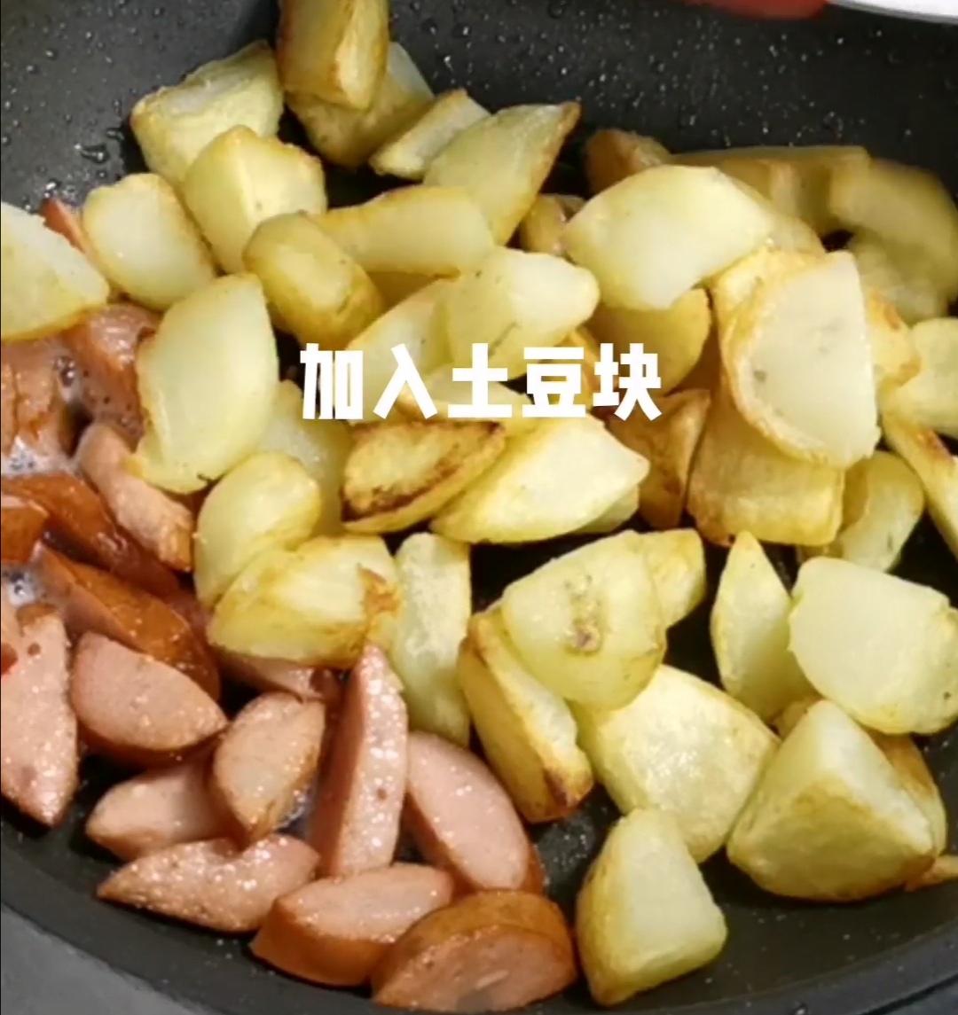 孜然紅腸土豆的做法-家常味炒菜譜