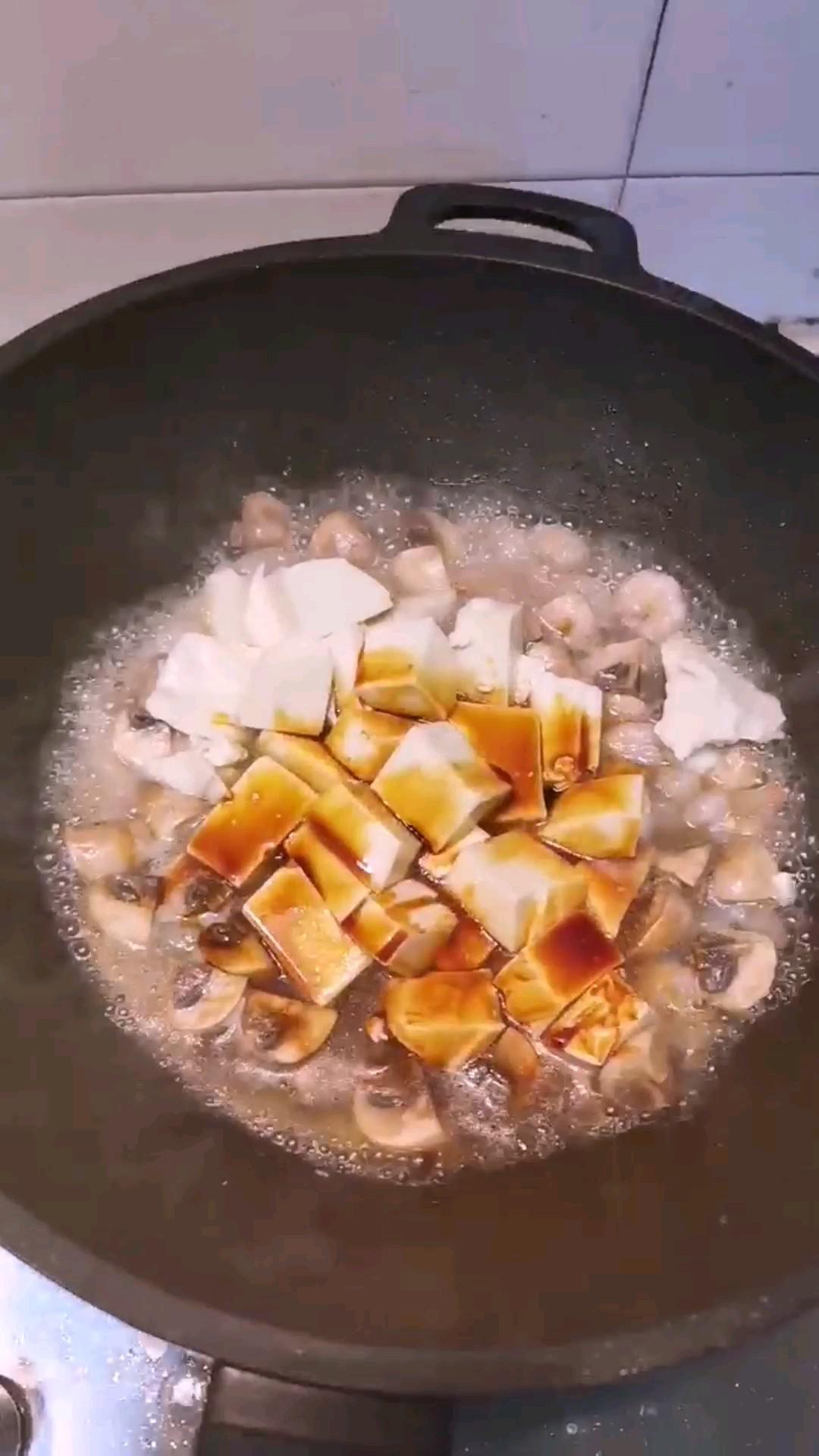 蝦仁豆腐湯的做法-家常味煮菜譜