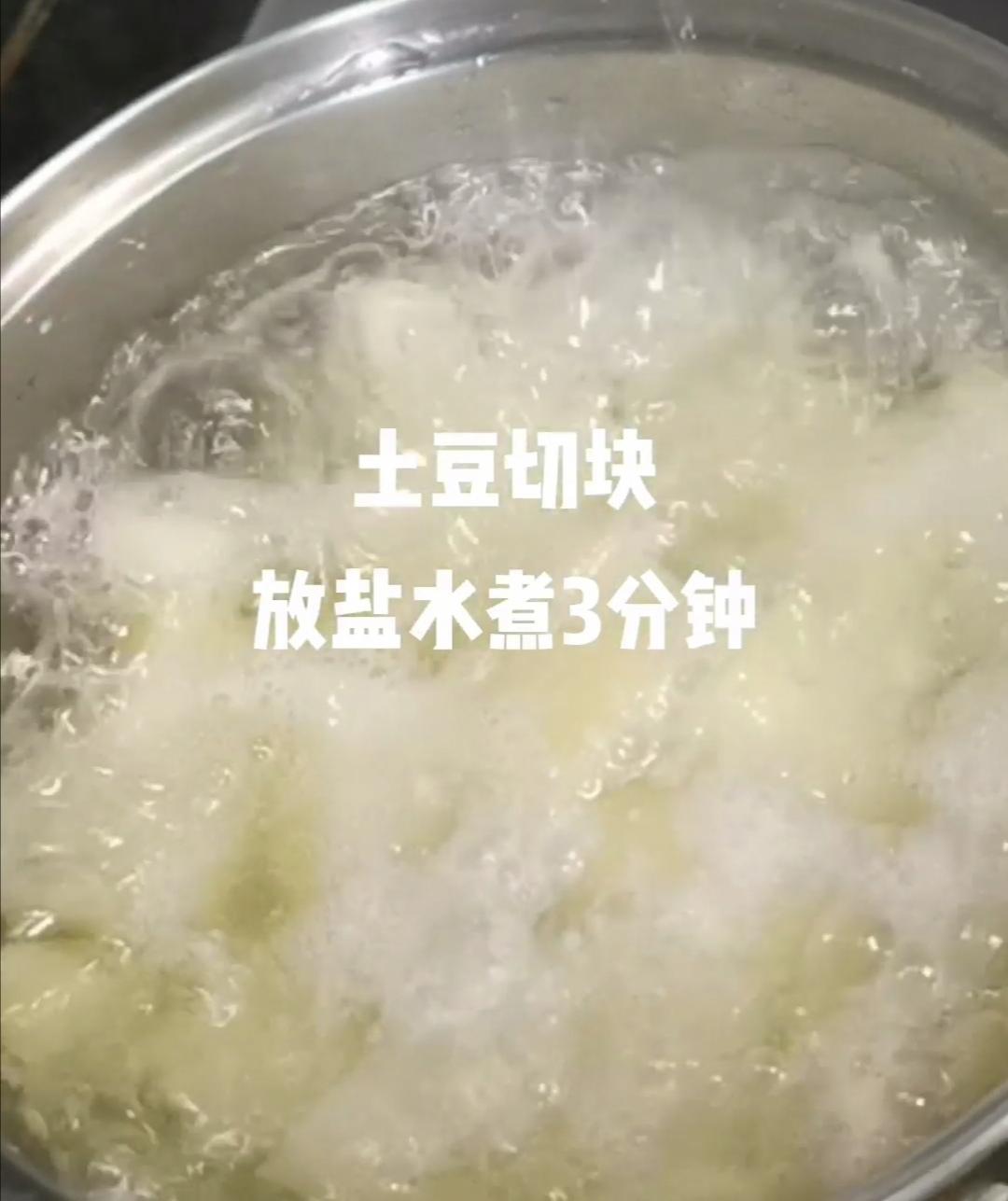 孜然紅腸土豆的做法-家常味炒菜譜