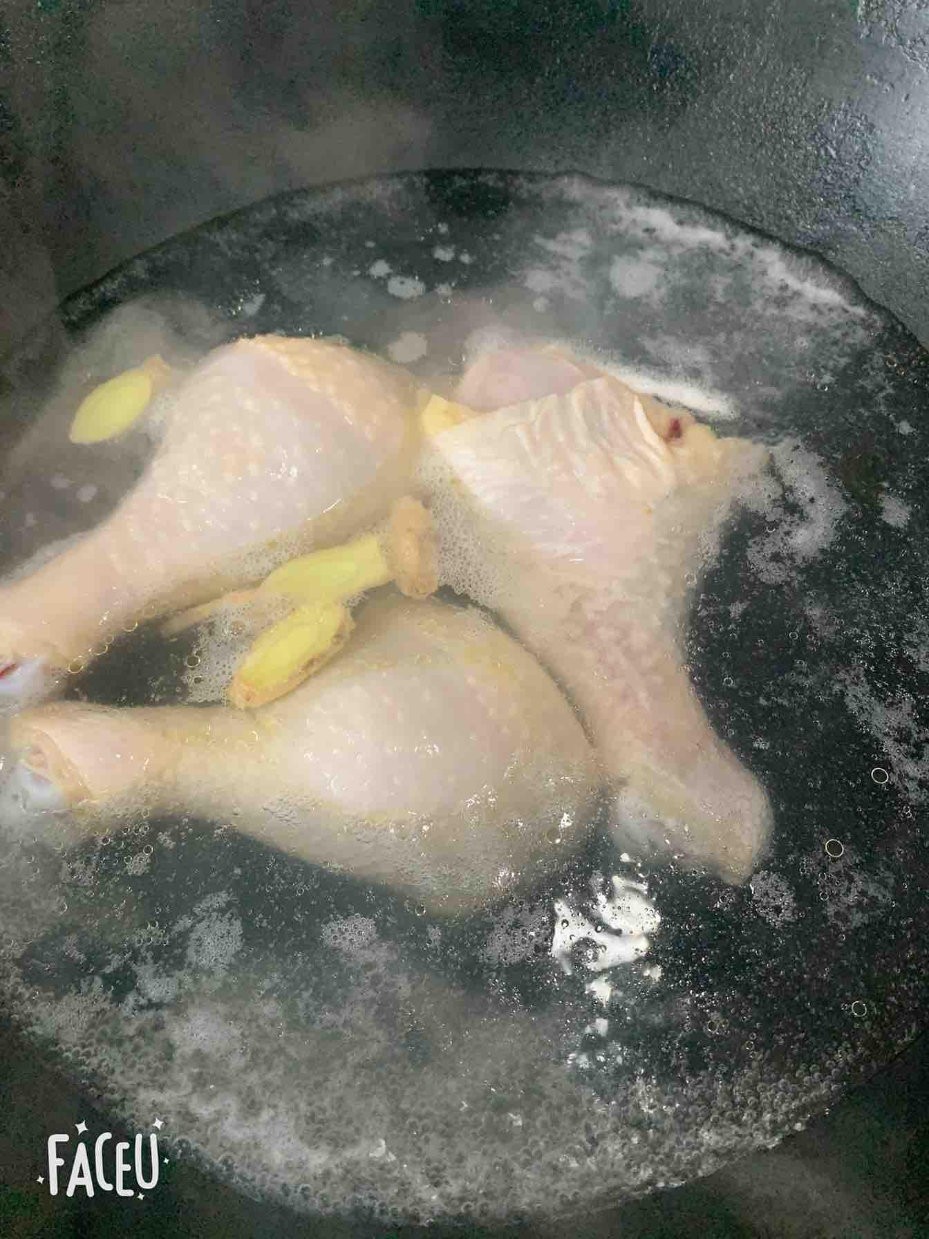 手撕雞的做法-酸辣味拌菜譜-易網<a href=http://m.henggaotouzi.com/ target=_blank class=infotextkey>健康養生</a>網 手撕雞的做法-酸辣味拌菜譜