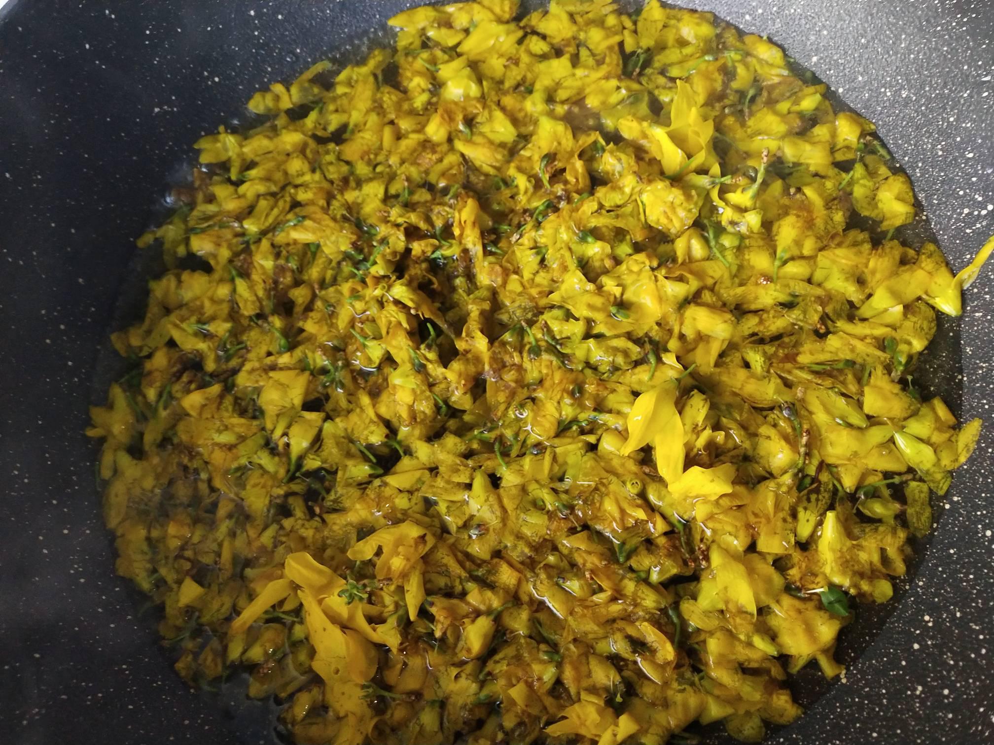 連翹花煎餅的做法-家常味煎菜譜