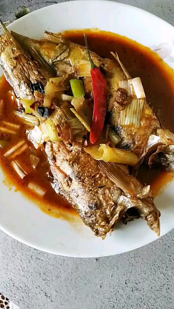 紅燒小海魚的做法-香辣味燉菜譜-易網(wǎng)健康養(yǎng)生網(wǎng) 紅燒小海魚的做法-香辣味燉菜譜