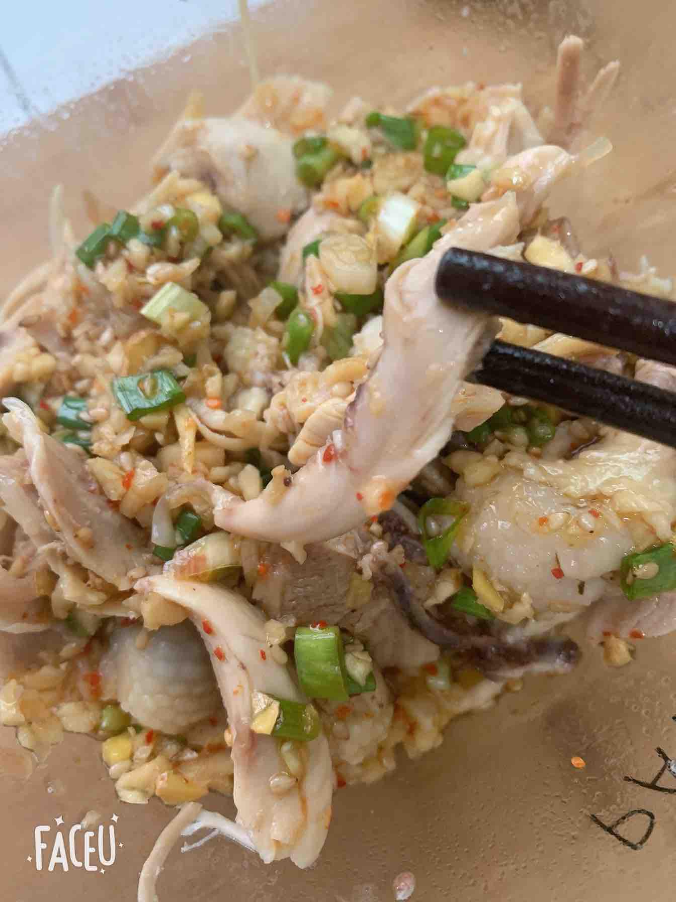 手撕雞的做法-酸辣味拌菜譜-易網健康養生網 手撕雞的做法-酸辣味拌菜譜