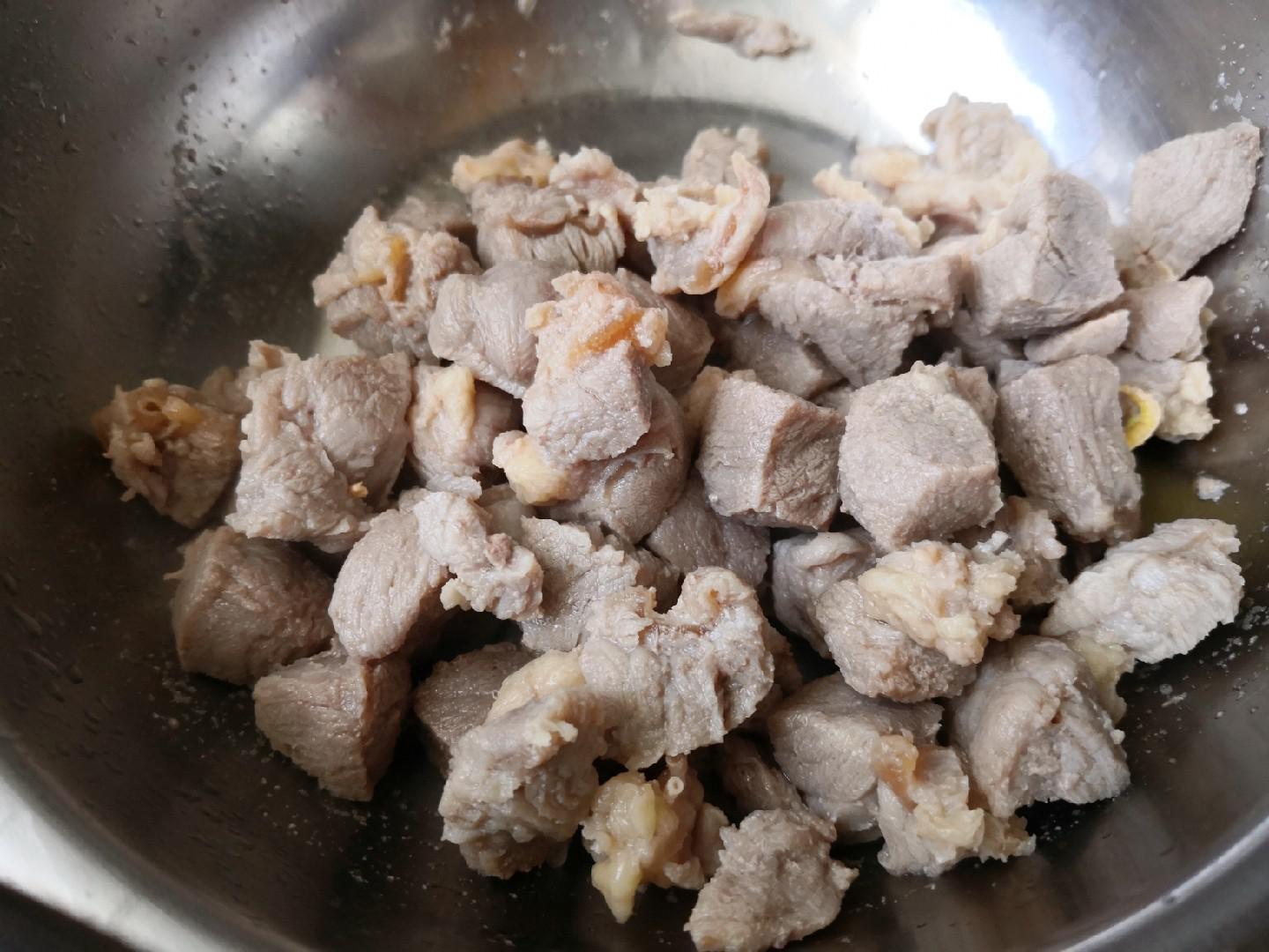 牛肉燉豆角的做法-家常味燉菜譜-易網<a href=http://m.henggaotouzi.com/ target=_blank class=infotextkey>健康養生</a>網 牛肉燉豆角的做法-家常味燉菜譜