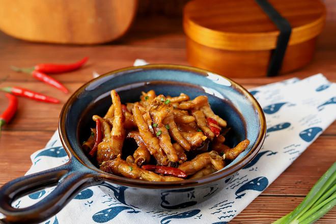 香辣燒鳳爪的做法-香辣味燒菜譜-易網(wǎng)健康養(yǎng)生網(wǎng) 香辣燒鳳爪的做法-香辣味燒菜譜