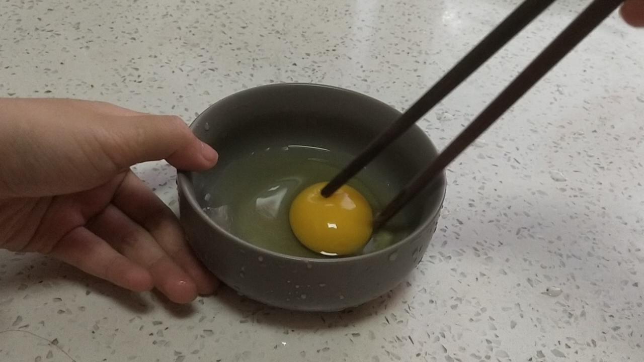 香炸小河蝦的做法-咸鮮味炸菜譜