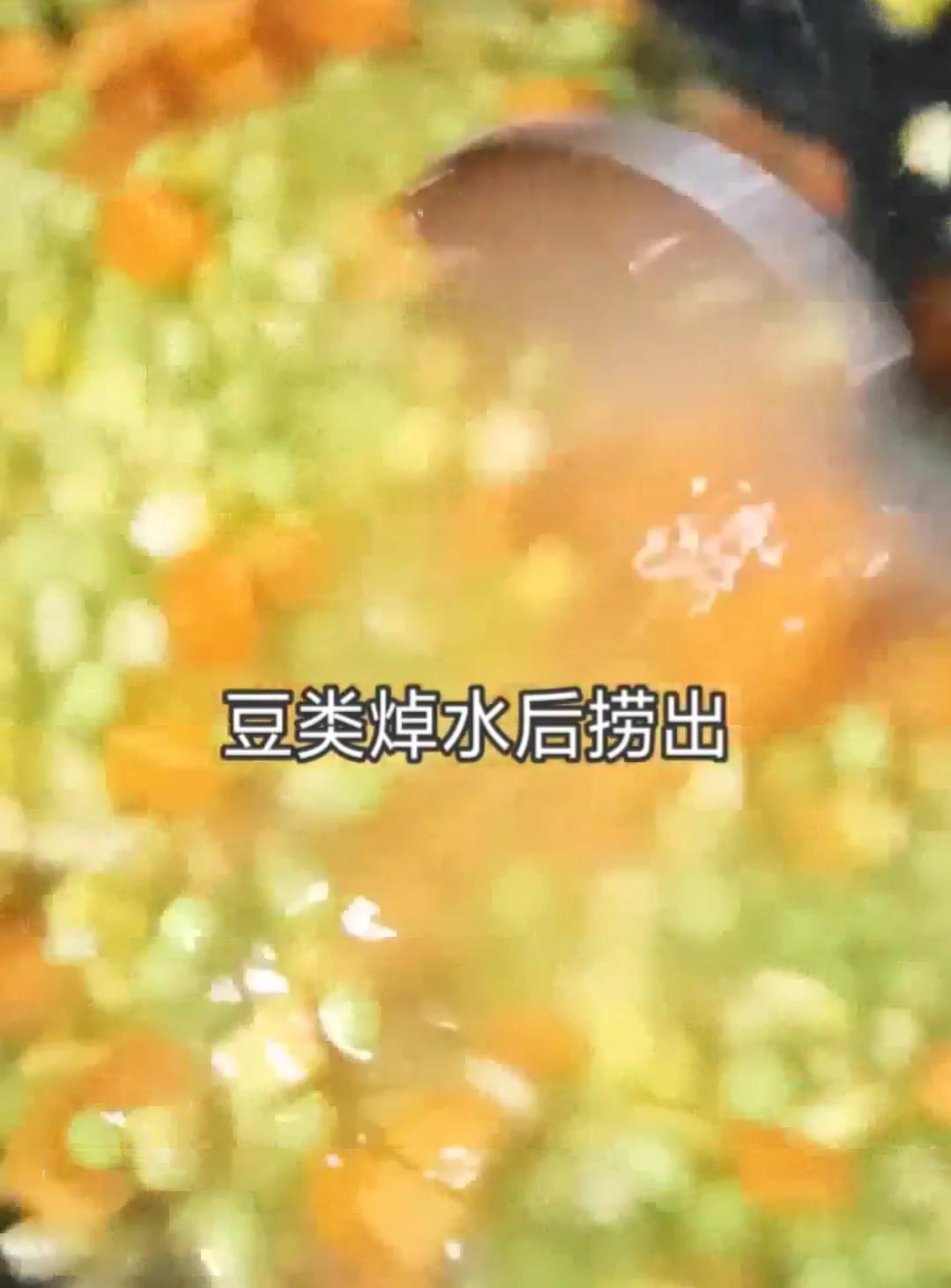 火腿炒三丁的做法-家常味炒菜譜