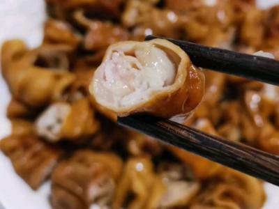 燜豬大腸的做法-家常味燜菜譜