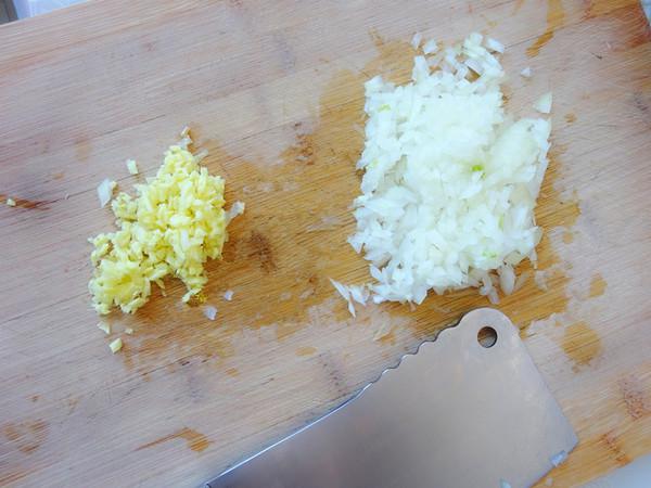 電餅鐺烤魚的做法-咸鮮味烤菜譜-易網(wǎng)健康養(yǎng)生網(wǎng) 電餅鐺烤魚的做法-咸鮮味烤菜譜