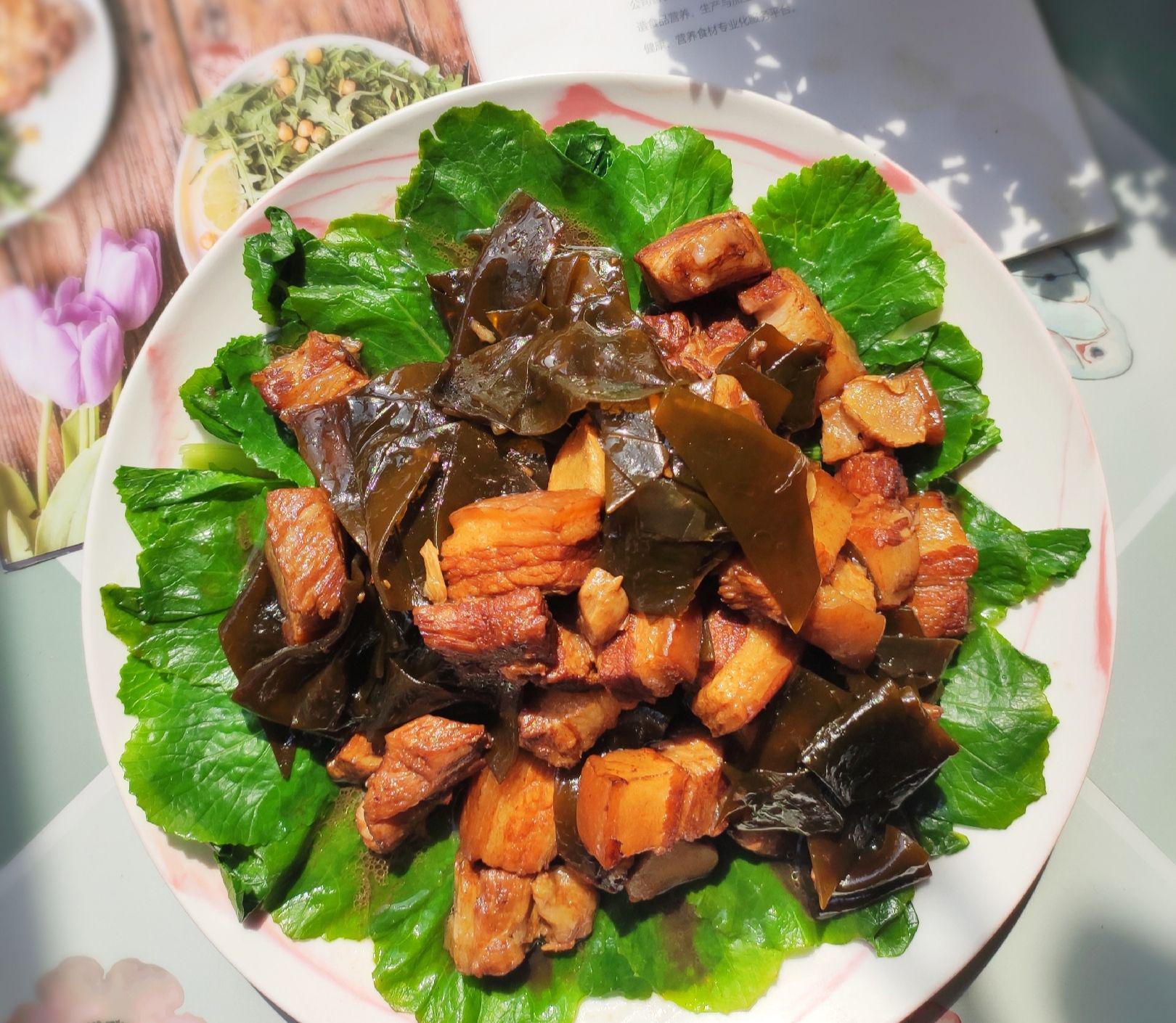 紅燒肉燉海帶的做法-咸鮮味燉菜譜