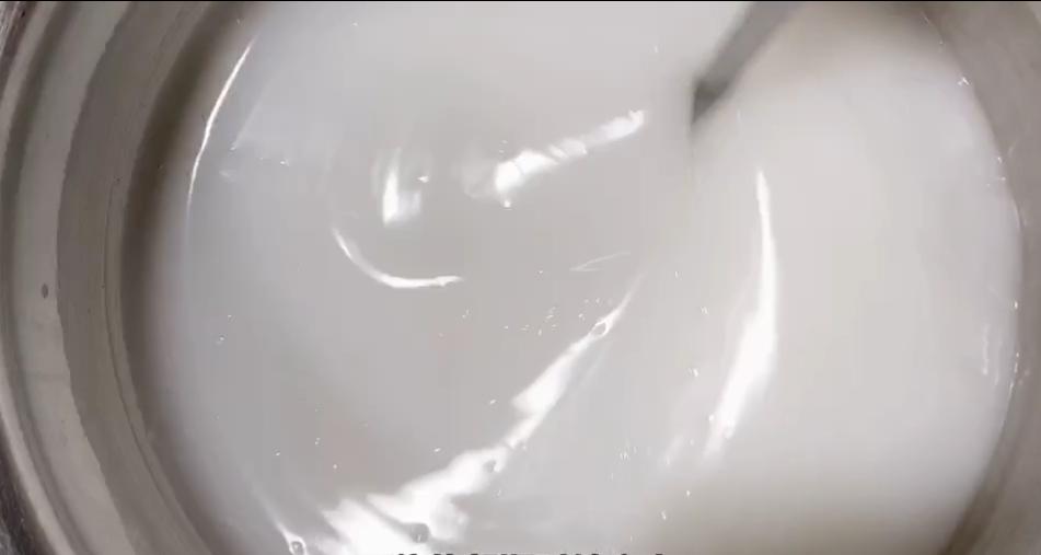 手工涼粉的做法-紅油味煮菜譜