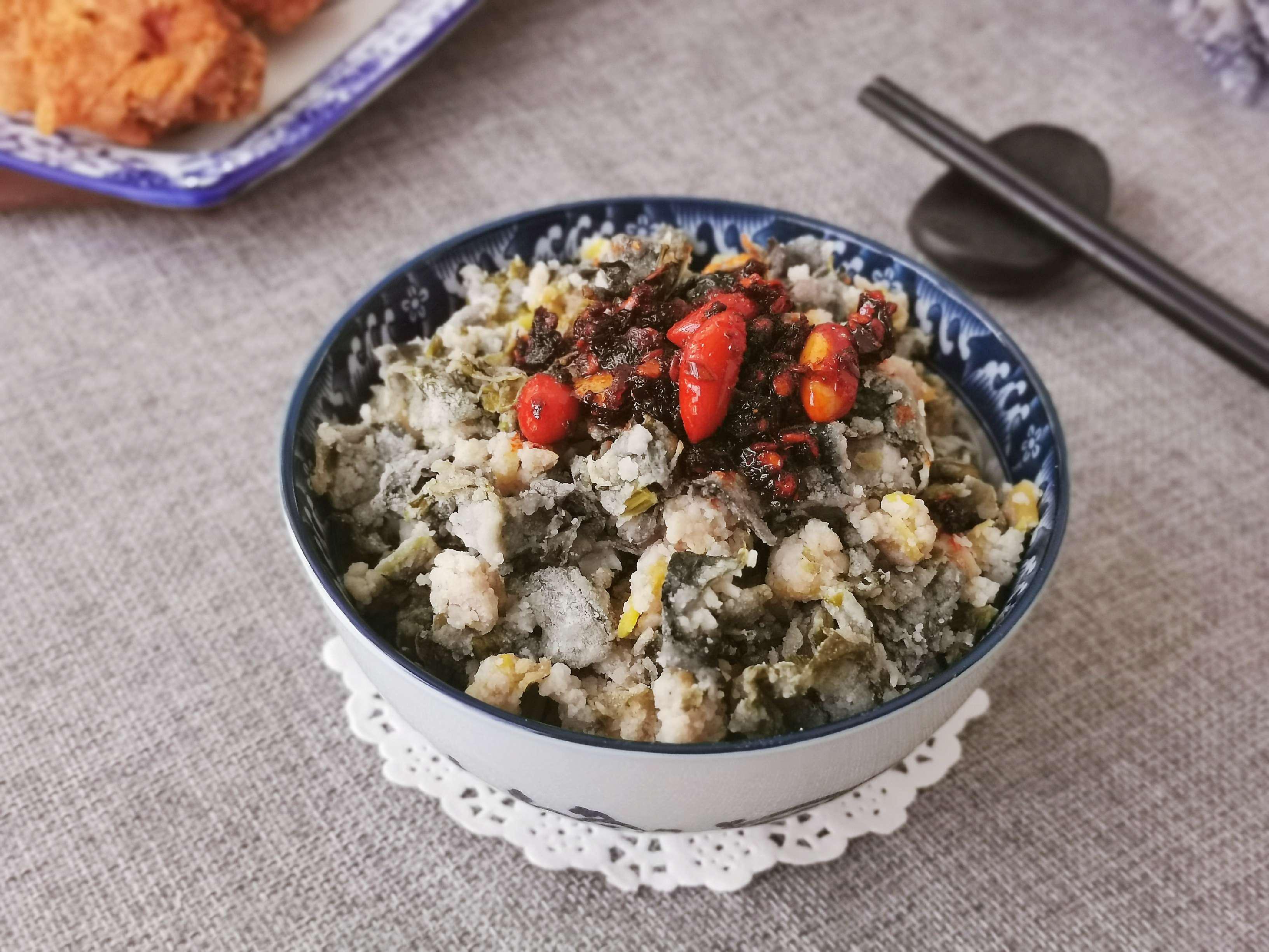 老干媽萵筍葉撥爛子的做法-香辣味蒸菜譜-易網健康養生網 老干媽萵筍葉撥爛子的做法-香辣味蒸菜譜