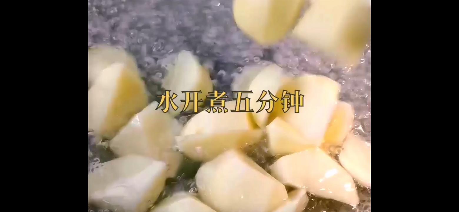 炸鍋烤土豆的做法-咸鮮味烤菜譜