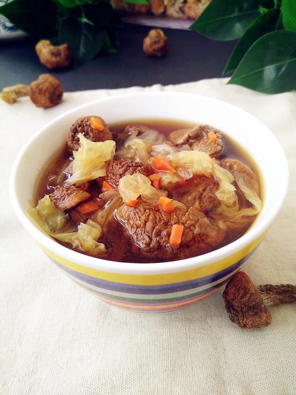 松茸煲大白菜的做法-咸鮮味煲菜譜