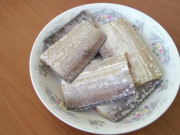 腐乳燒帶魚的做法-咸鮮味燒菜譜