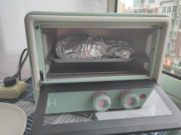 奧爾良嫩烤雞腿的做法-香辣味烘焙菜譜