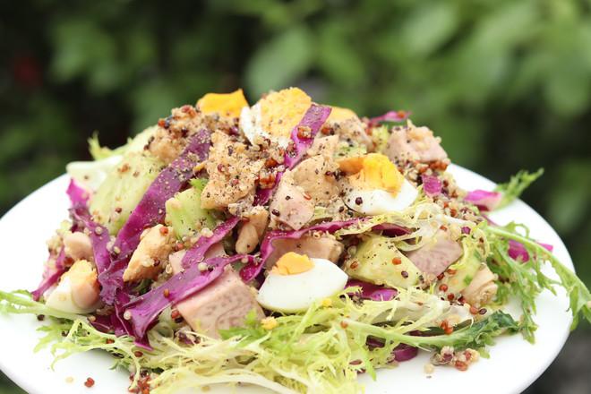 藜麥雞肉沙拉的做法-家常味拌菜譜-易網健康養生網 藜麥雞肉沙拉的做法-家常味拌菜譜