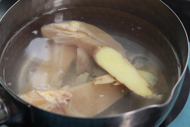 藜麥雞肉沙拉的做法-家常味拌菜譜-易網健康養生網 藜麥雞肉沙拉的做法-家常味拌菜譜