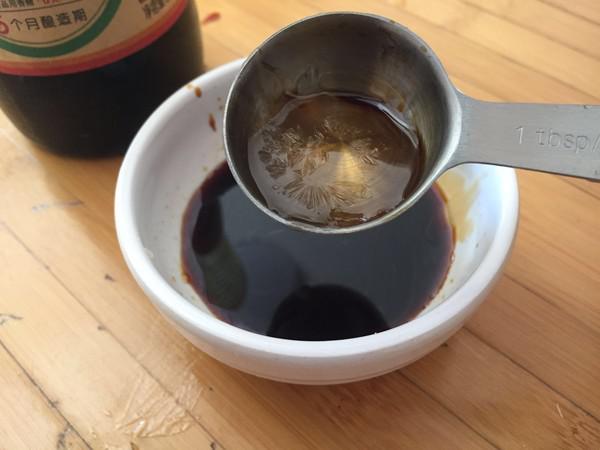 芝麻煎雞腿的做法-咸鮮味煎菜譜-易網健康養生網 芝麻煎雞腿的做法-咸鮮味煎菜譜