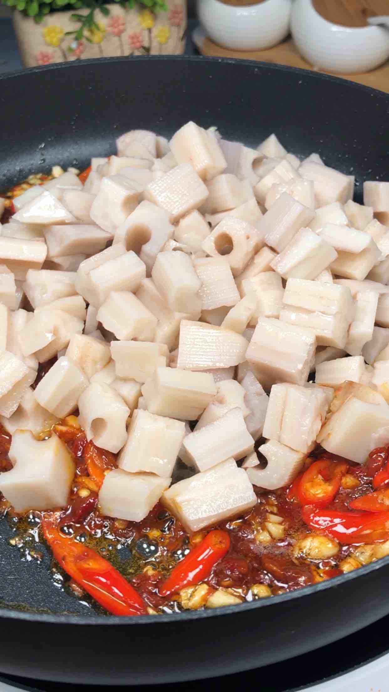 辣炒藕丁的做法-香辣味炒菜譜