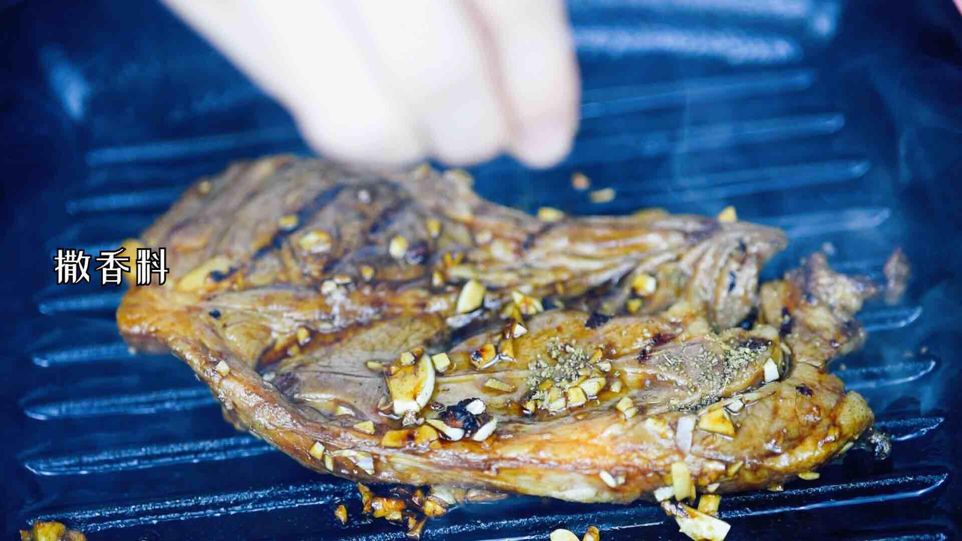 媽媽最愛的菜 | 蒜香烤羊排的做法-家常味烤菜譜