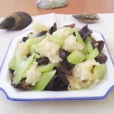 魚鰾炒西芹的做法-咸鮮味炒菜譜