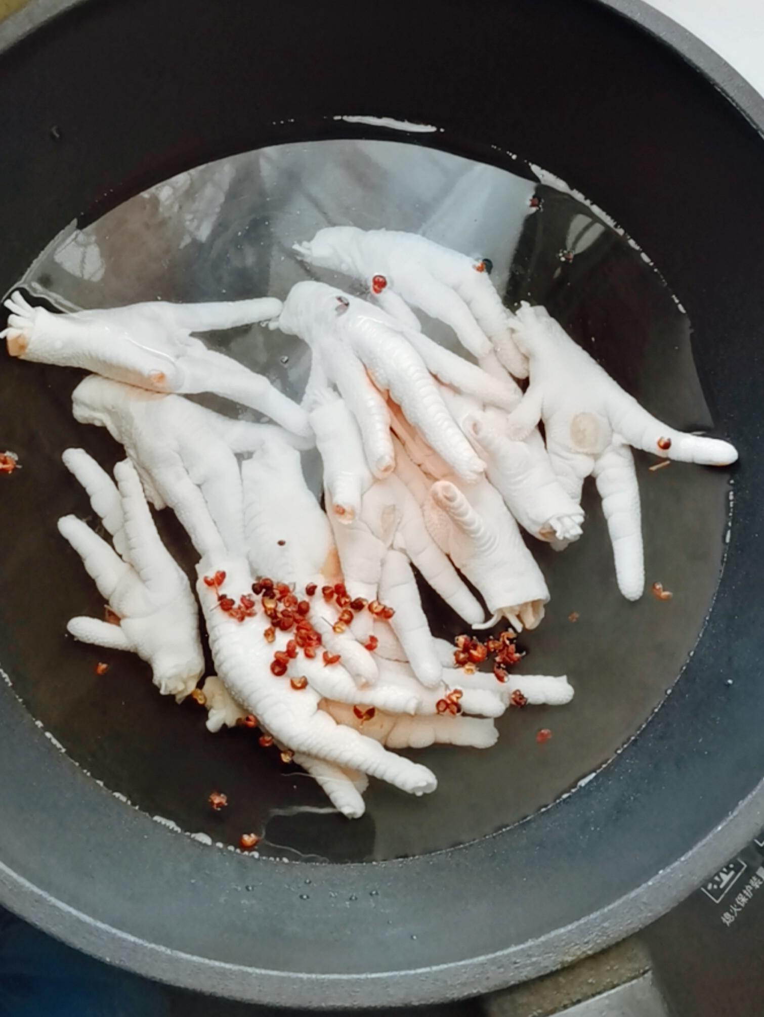 酸辣鳳爪的做法-酸辣味煮菜譜