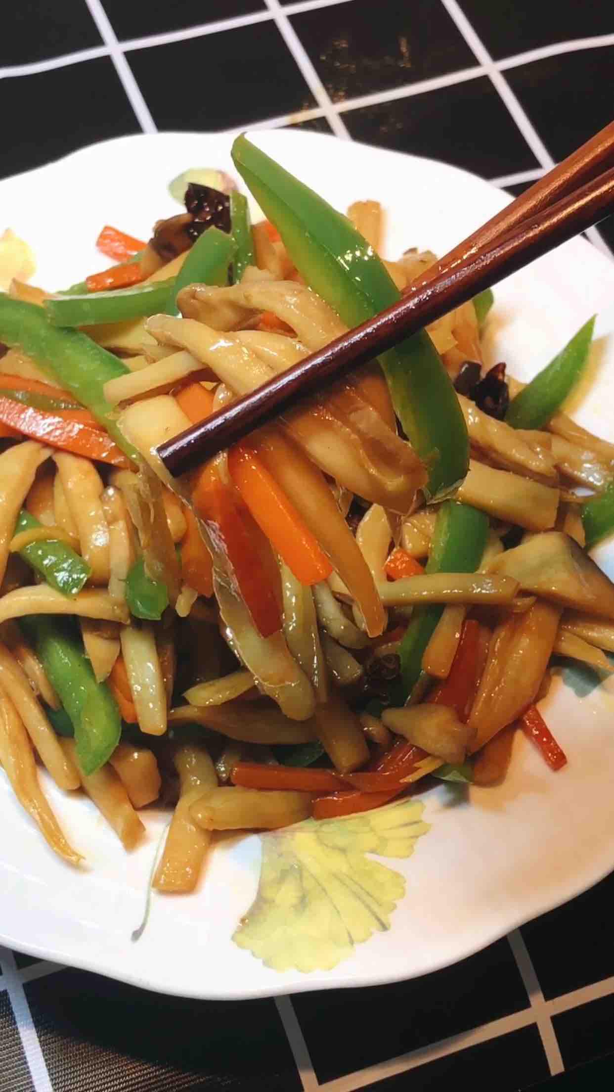 素炒杏鮑菇的做法-家常味炒菜譜-易網健康養生網 素炒杏鮑菇的做法-家常味炒菜譜