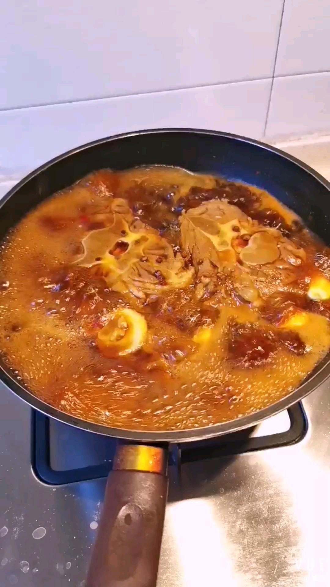 紅燒牛仔骨的做法-家常味煮菜譜