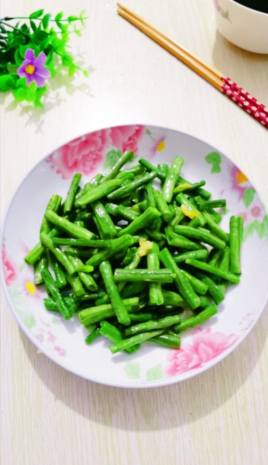 爆炒豇豆的做法-咸鮮味炒菜譜-易網(wǎng)健康養(yǎng)生網(wǎng) 爆炒豇豆的做法-咸鮮味炒菜譜