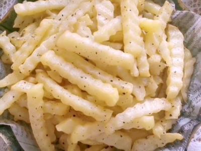 黑椒薯條的做法-黑椒味烘焙菜譜