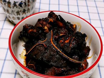 紅燒牛仔骨的做法-家常味煮菜譜