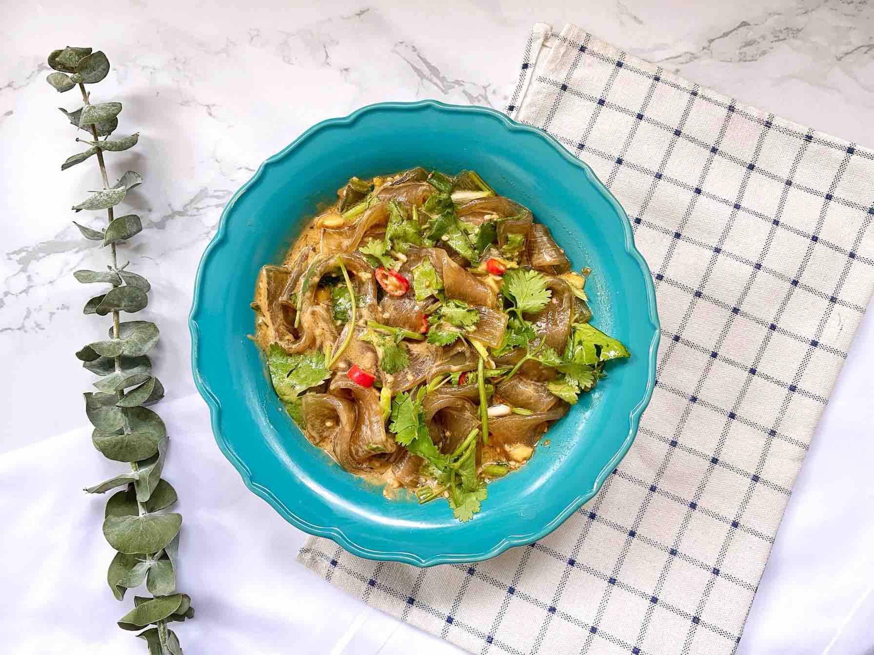 酸辣開胃,秒殺路邊攤的麻醬火鍋粉的做法-麻醬味拌菜譜-易網(wǎng)健康養(yǎng)生網(wǎng) 酸辣開胃,秒殺路邊攤的麻醬火鍋粉的做法-麻醬味拌菜譜