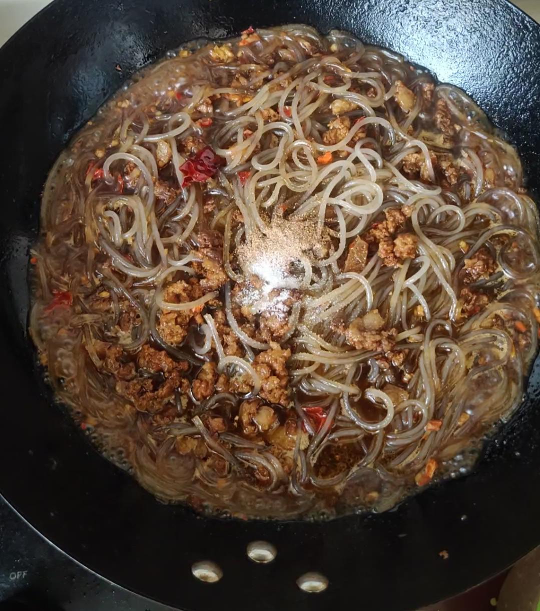 肉沫粉條的做法-咸鮮味炒菜譜