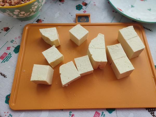 豆腐釀肉的做法-家常味煎菜譜