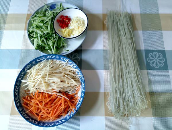 雜拌粉條的做法-香辣味拌菜譜-易網<a href=http://m.henggaotouzi.com/ target=_blank class=infotextkey>健康養生</a>網 雜拌粉條的做法-香辣味拌菜譜