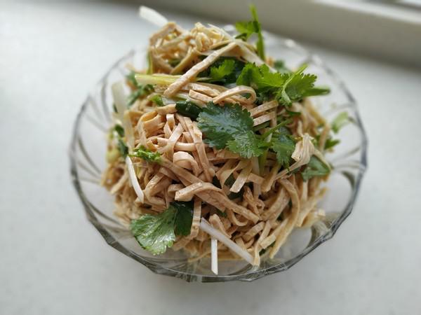涼拌豆腐絲的做法-家常味拌菜譜-易網健康養生網 涼拌豆腐絲的做法-家常味拌菜譜
