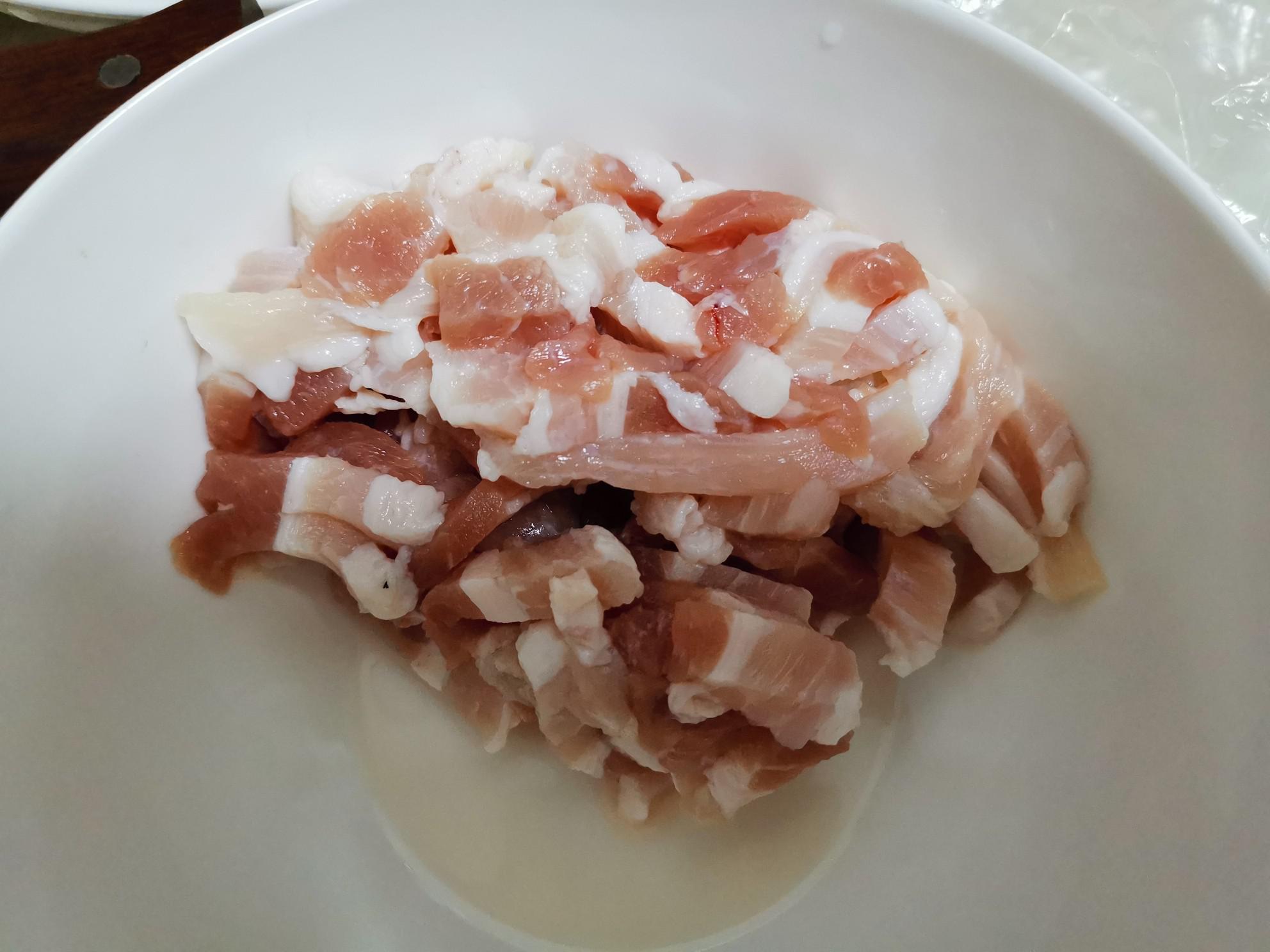 菠蘿蜜炒肉的做法-甜味炒菜譜