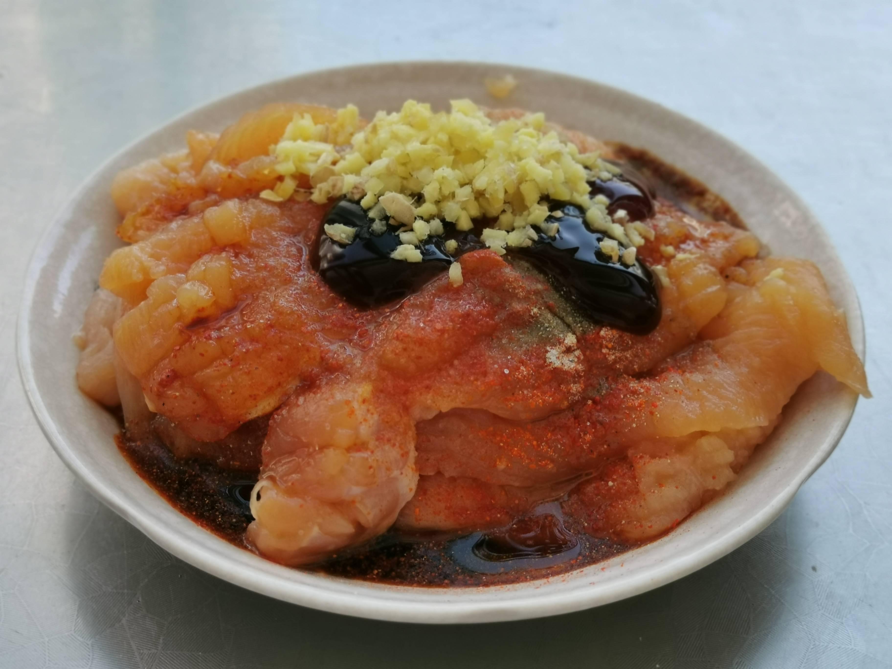 炸雞胸肉排的做法-香辣味炸菜譜-易網健康養生網 炸雞胸肉排的做法-香辣味炸菜譜