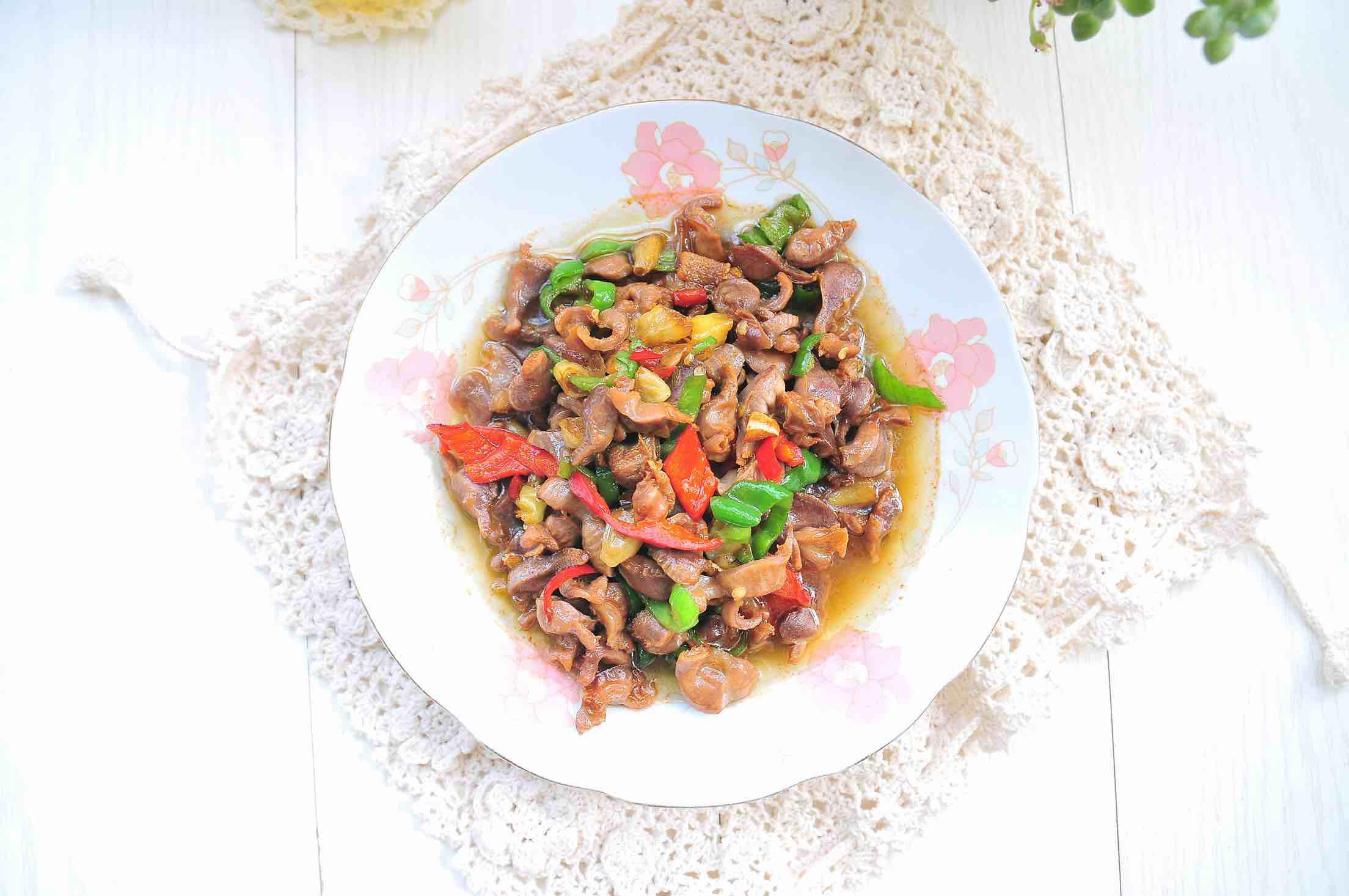 辣椒炒雞肫的做法-家常味炒菜譜