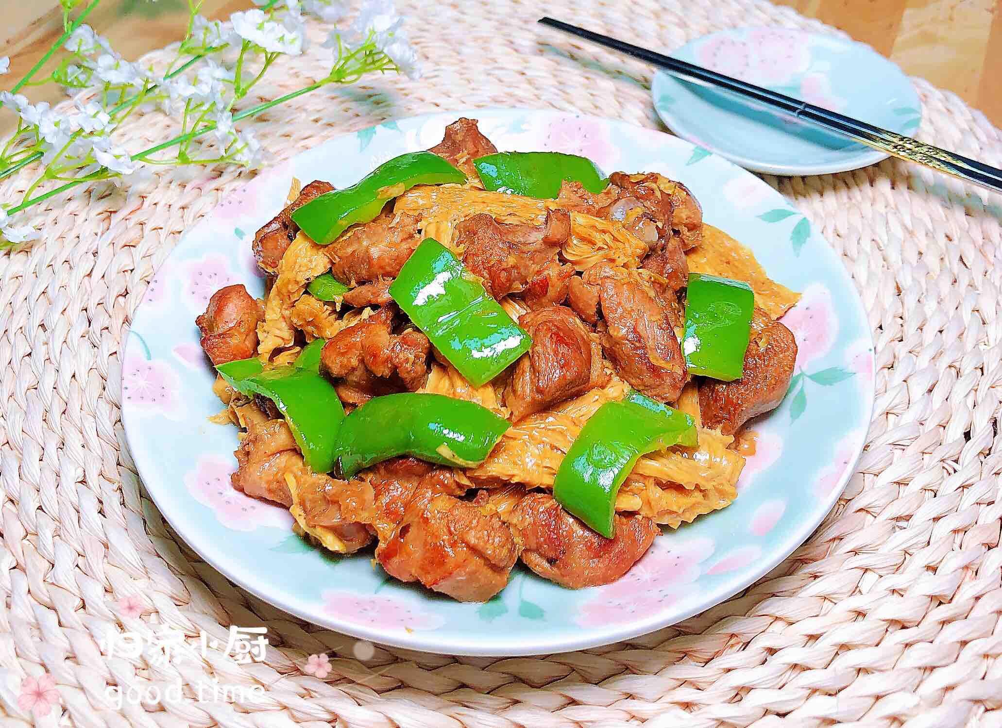 紅燒腐竹鴨肉的做法-咸鮮味燉菜譜