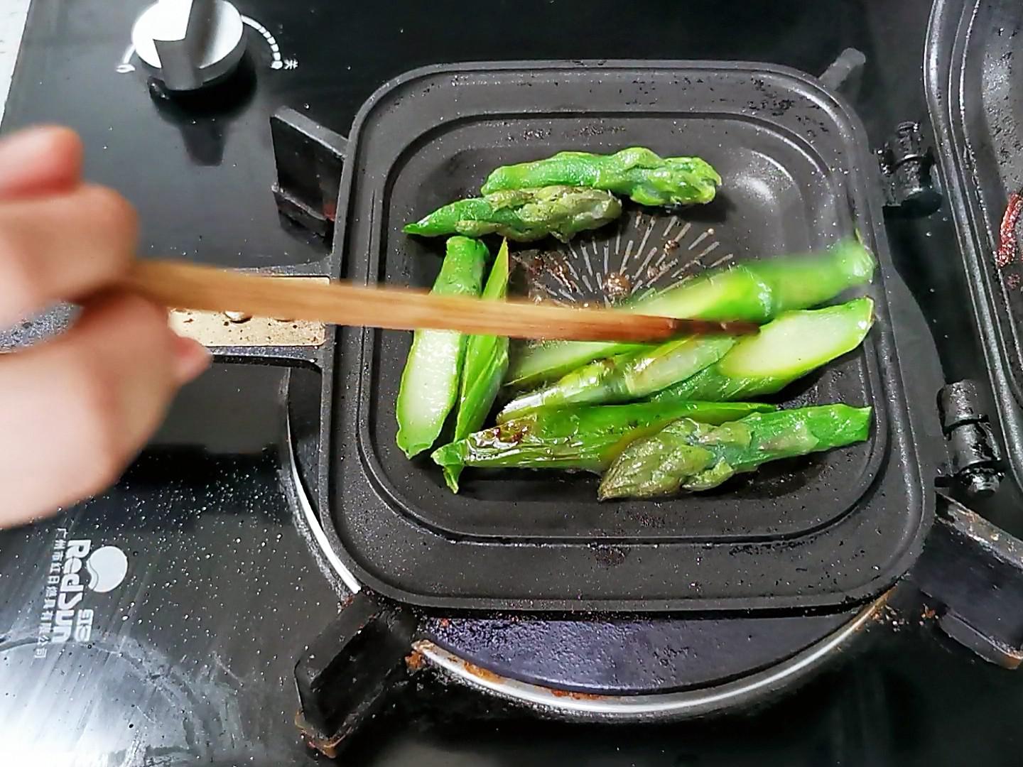 兒童牛排的做法-黑椒味煎菜譜