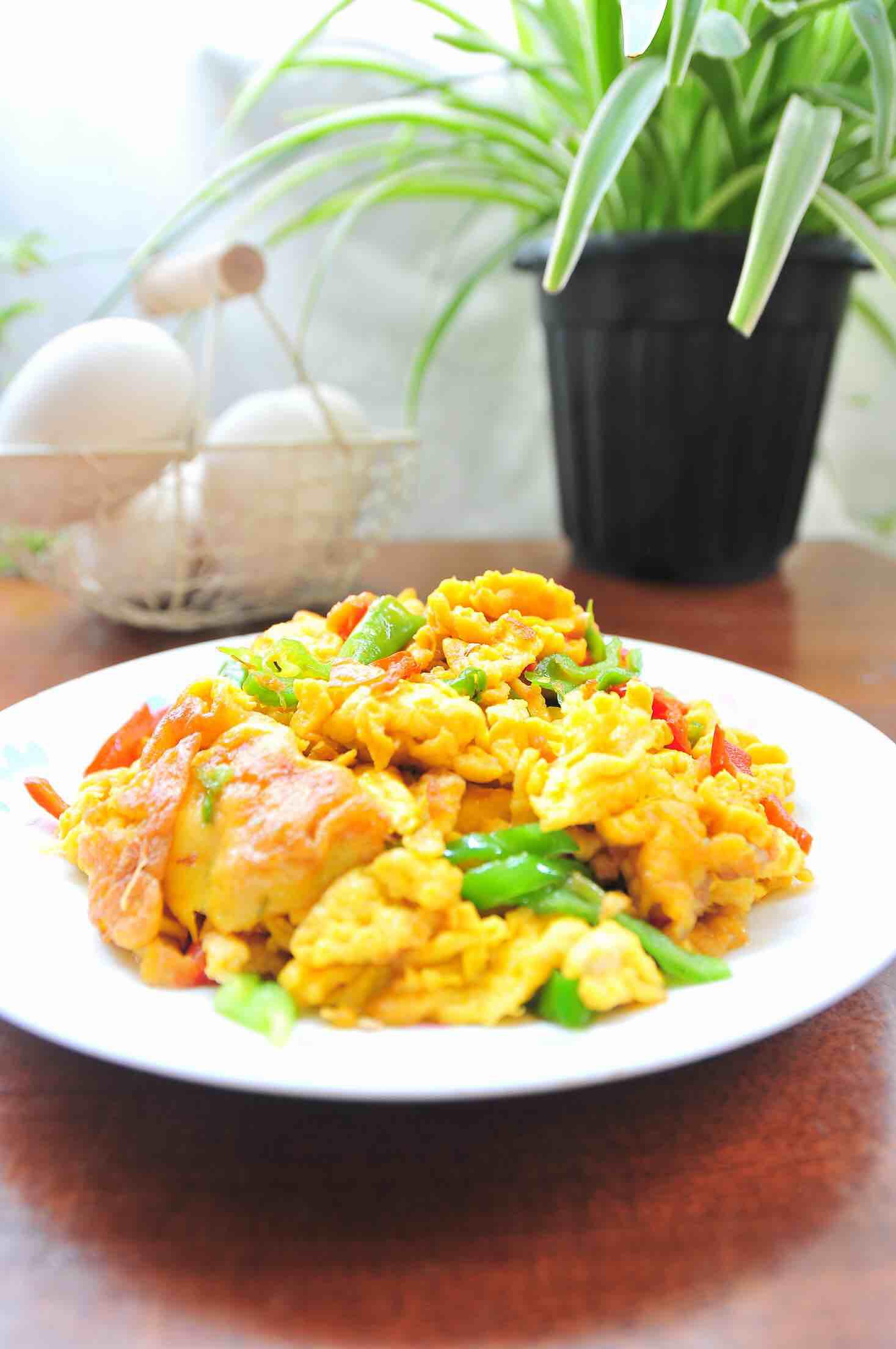 雙椒鵝蛋的做法-家常味炒菜譜-易網健康養生網 雙椒鵝蛋的做法-家常味炒菜譜