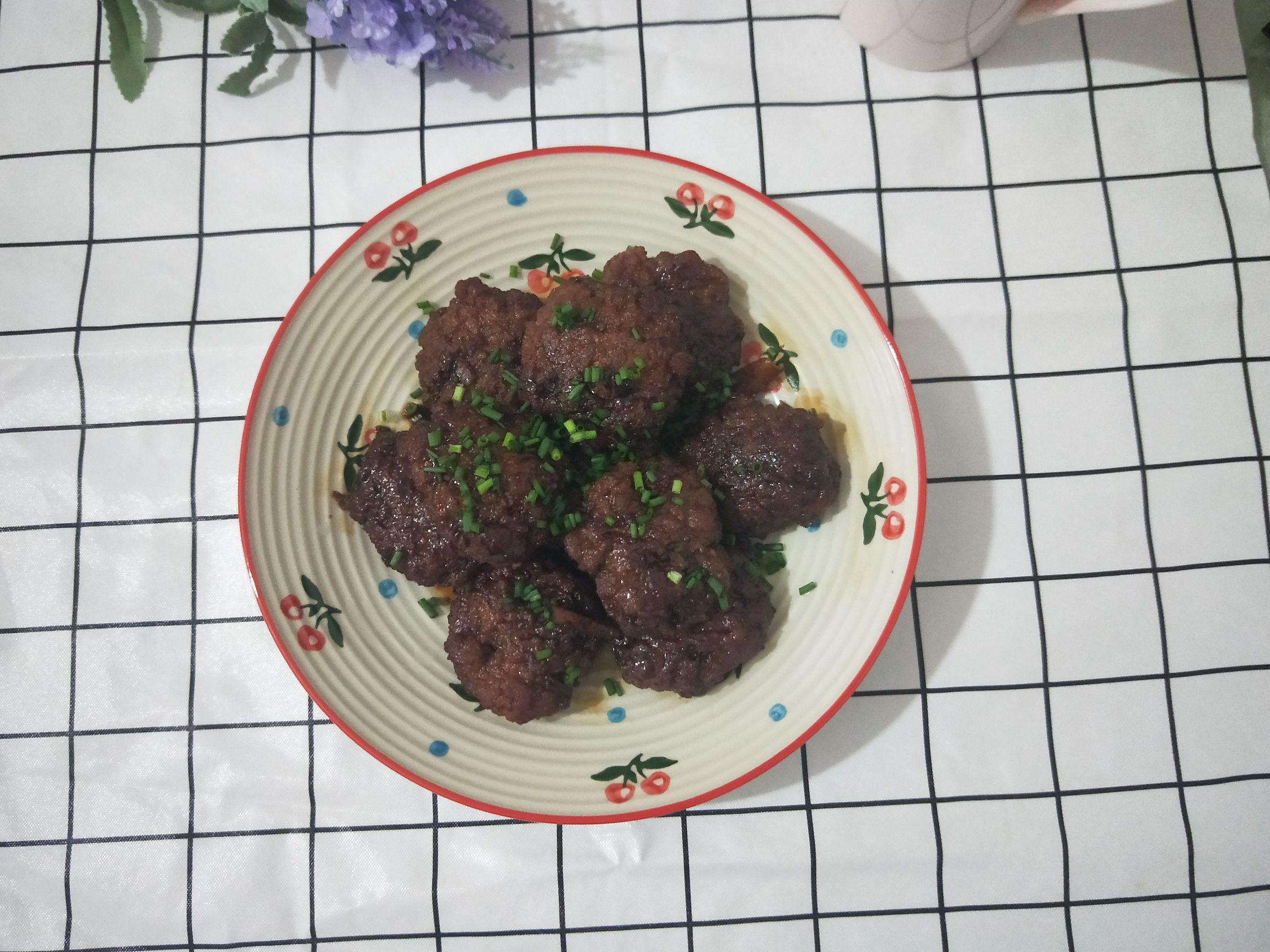 紅燒肉餅子的做法-家常味燒菜譜